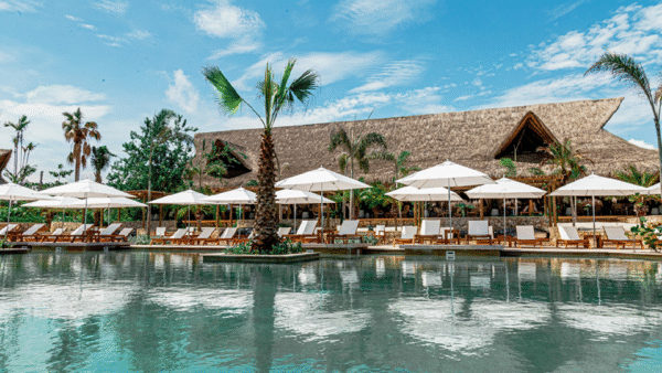 MAKANI1 Makani Beach + Nena Beach