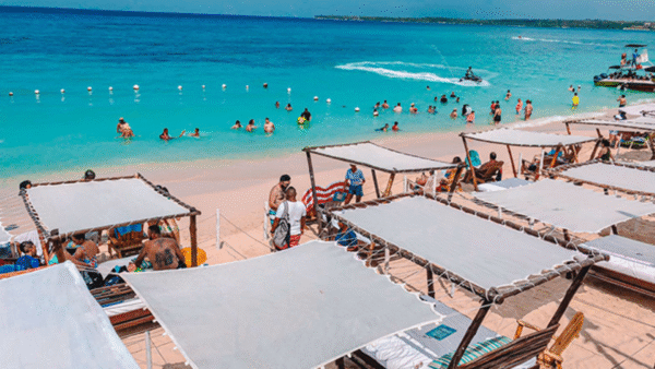 NENA BEACH2 Makani Beach + Nena Beach